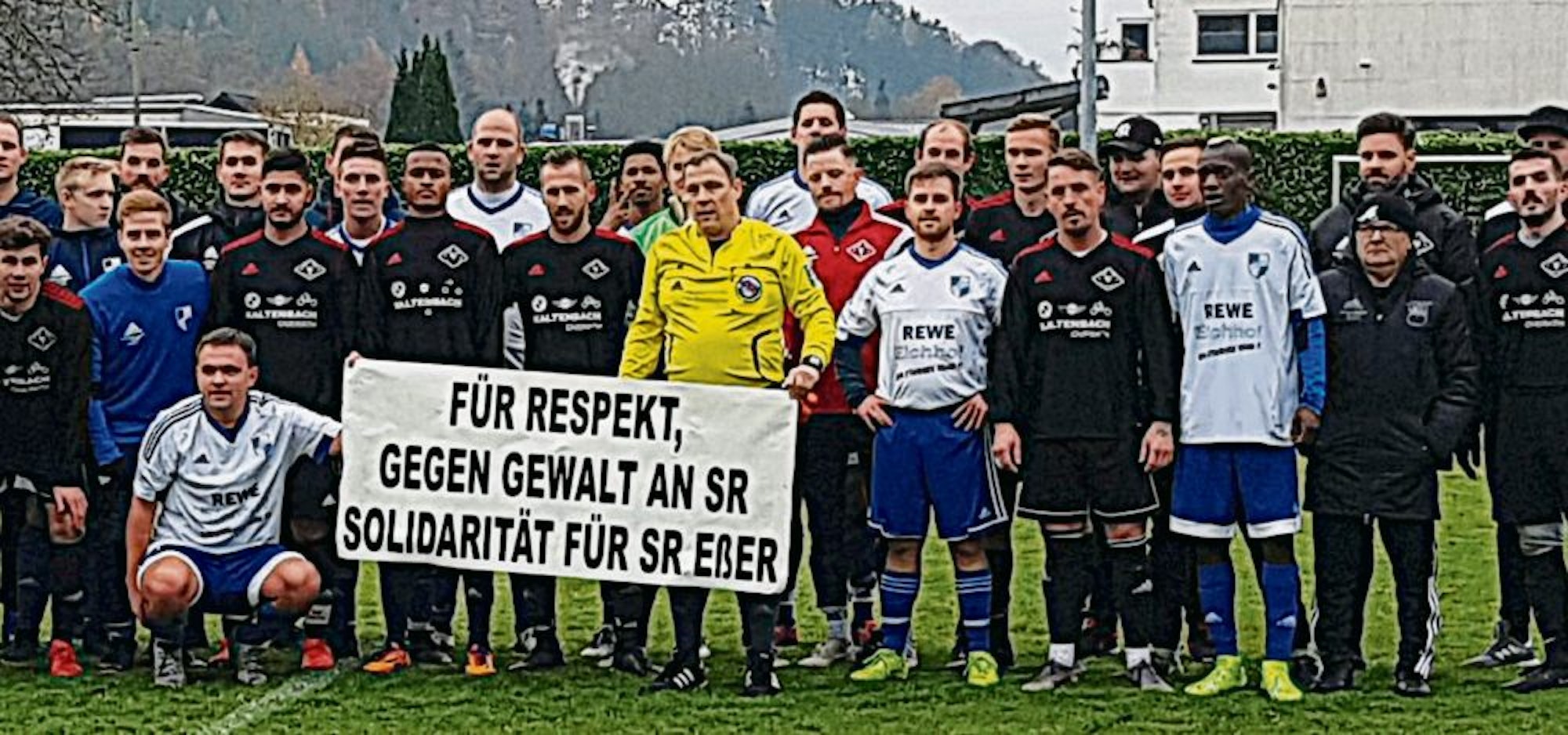 Schiedsrichter und Lehrwart Thomas Eßer und seine Söhne hatten ihren Rücktritt erklärt. Kollege Dirk Alteweier hatte zu einer Solidaritätsaktion aufgerufen. Schiris werden laufend vom Fußballverband Mittelrhein angeworben.