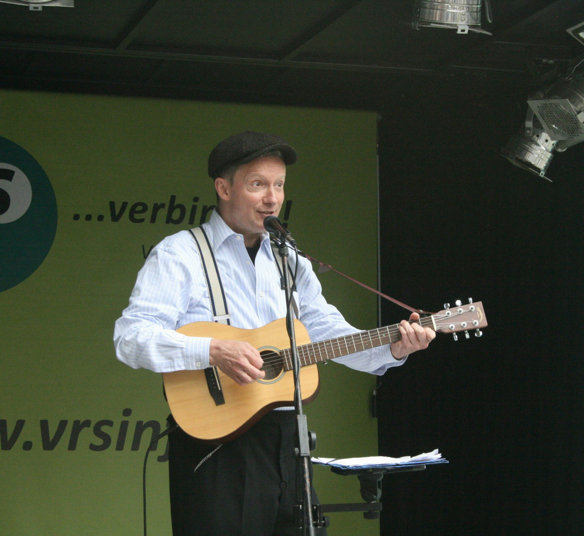 Die Geschichtsmeile im Severinsviertel wurde mit viel Musik von Philipp Oebel.