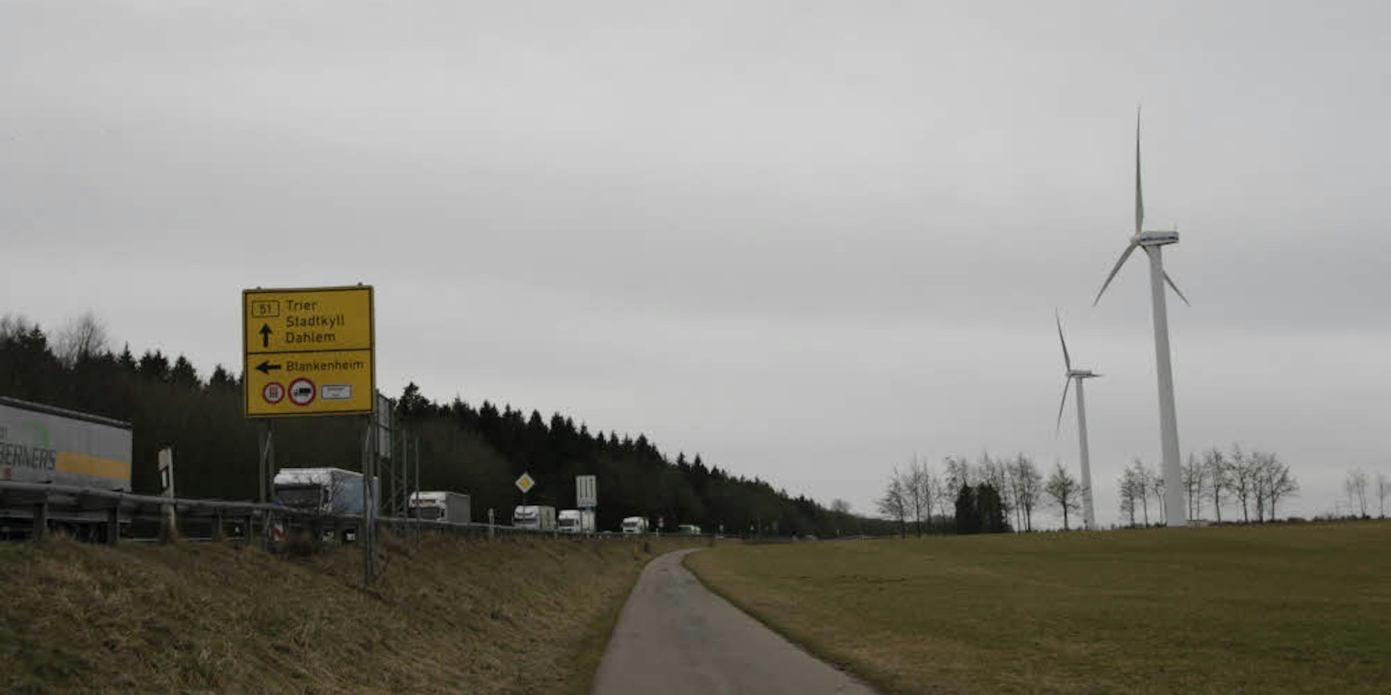 Auf dem Grundstück des Schmidtheimers Graf Bessel will Kever das Windrad errichten. Es wäre das höchste im Kreis Euskirchen.