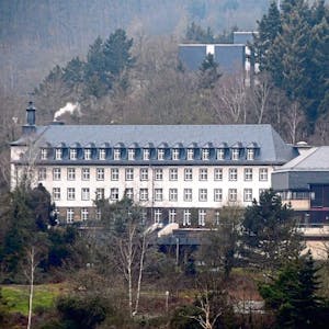 Streit gibt es zurzeit in Bad Münstereifel über den Verkauf des Waldes oberhalb des Kurhauses.