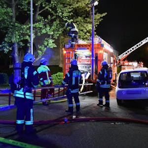Brand Scheune an der Gaststätte "Linde" in Köln-Widdersdorf