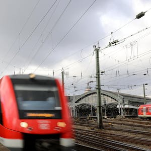 Regionalzug am Hauptbahnhof