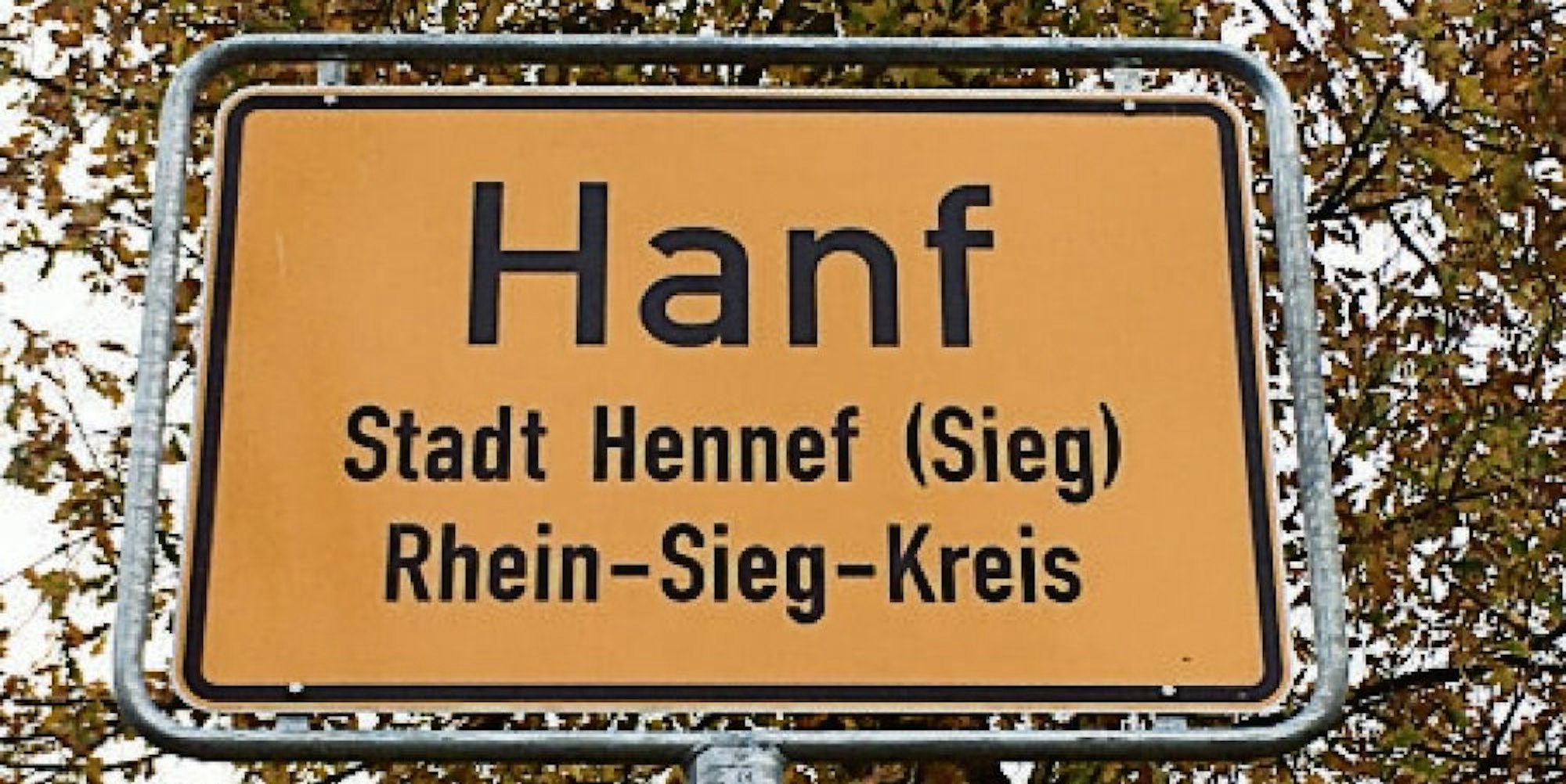 Die Ortsschilder des Hennefer Stadtteils Hanf sind ersetzt worden.
