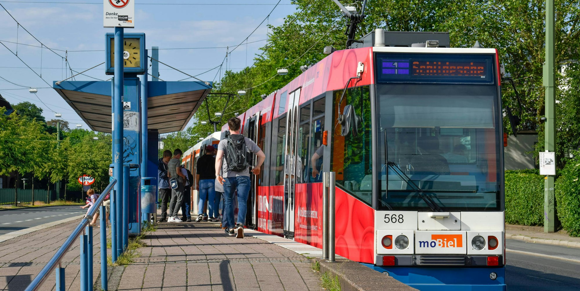 Bielefeld Straßenbahn Unfall imago 071122