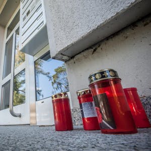 Im Juli 2020 wurde eine 22-Jährige aus Schlebusch in ihrem Wohnhaus von ihrem Stalker getötet.