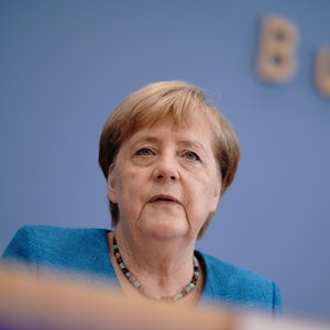 Angela Merkel spricht bei der Bundespressekonferenz am 28. August