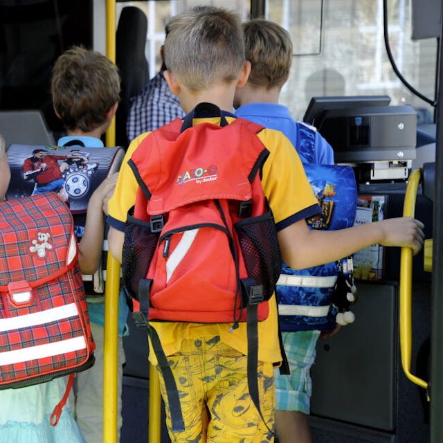 werden im Oberbergischen zusätzliche Busse eingesetzt, um die Ansteckungsgefahr mit Corona zu verringern.