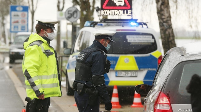 Die Bundespolizei führt in NRW an der Grenze zu den Niederlanden stichprobenartige Kontrollen durch.