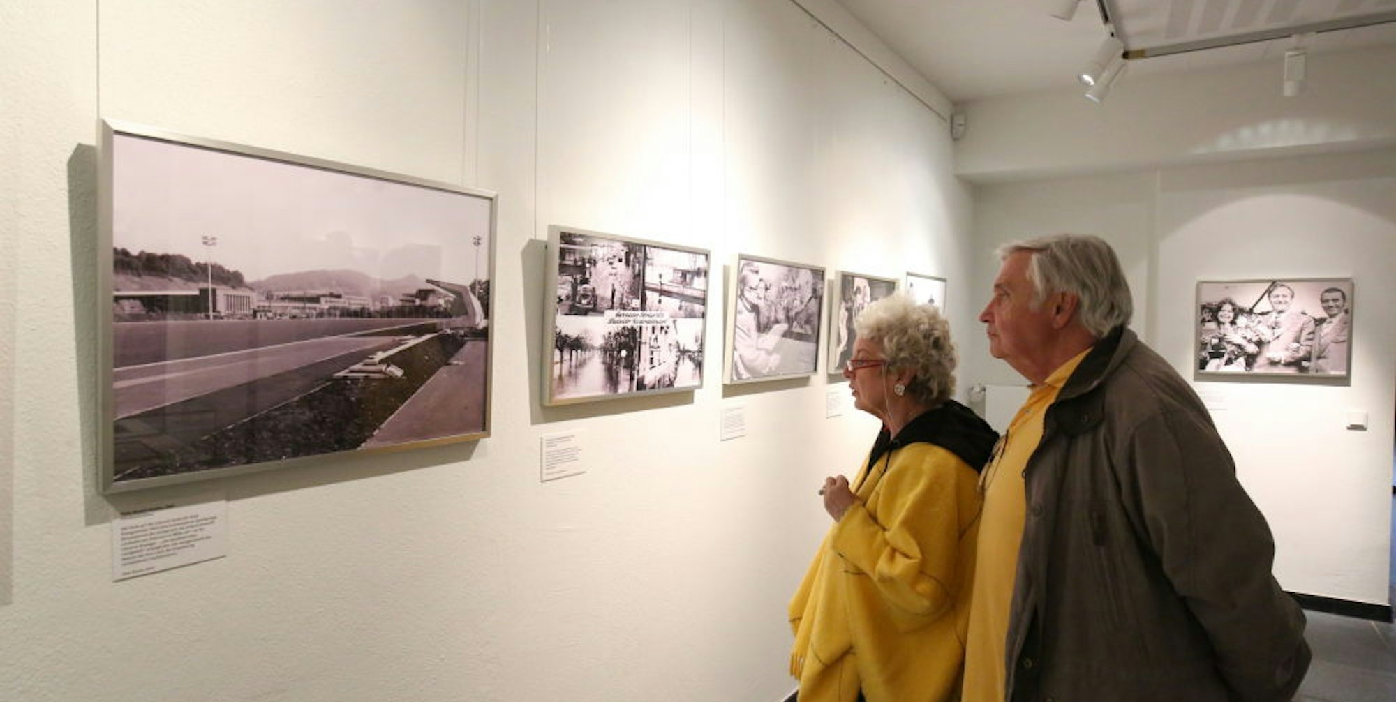 Die neue Ausstellung im Siebengebirgsmuseum zeigt das Alte und Neue, Ereignisse und Kuriositäten seit der kommunalen Neugliederung.