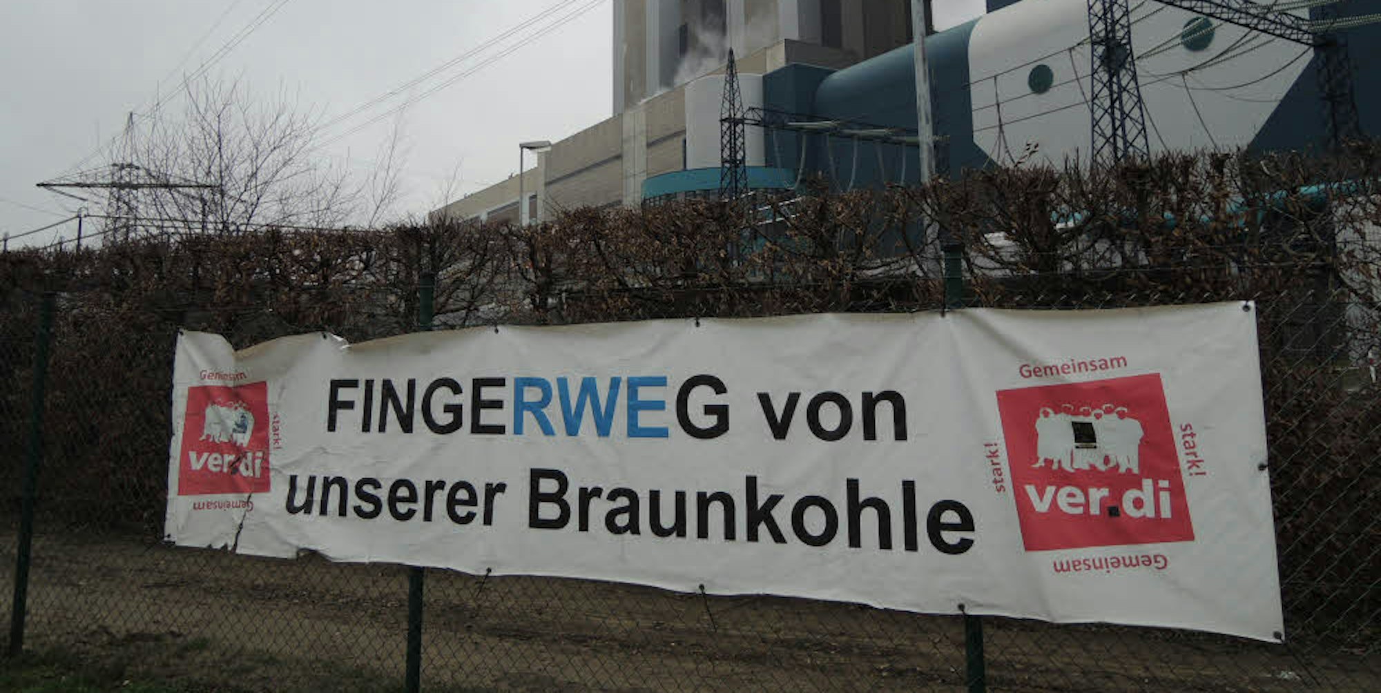 Am Niederaußemer RWE-Kraftwerk herrschte allgemein eine gewisse Erleichterung.