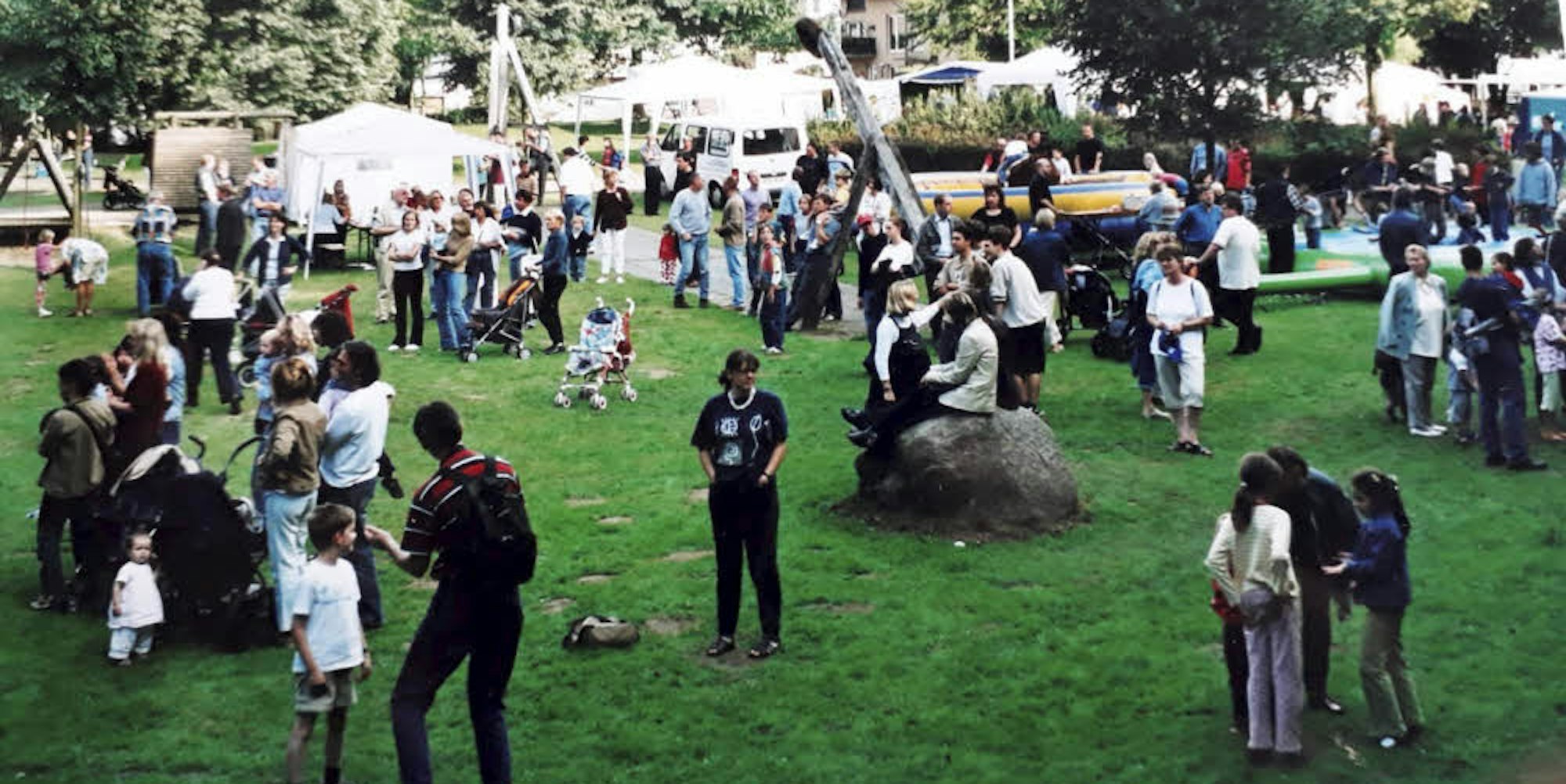 Das Kinder- und Familienfest, hier ein Bild aus dem Jahr 2002, gehört zum Jahresprogramm des Vereins.