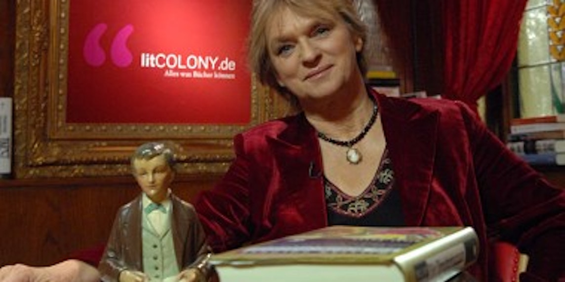 Elke Heidenreich bei der Aufzeichnung der ersten "lesen!"-Sendung für litCOLONY. (Bild: Stefan Worring)