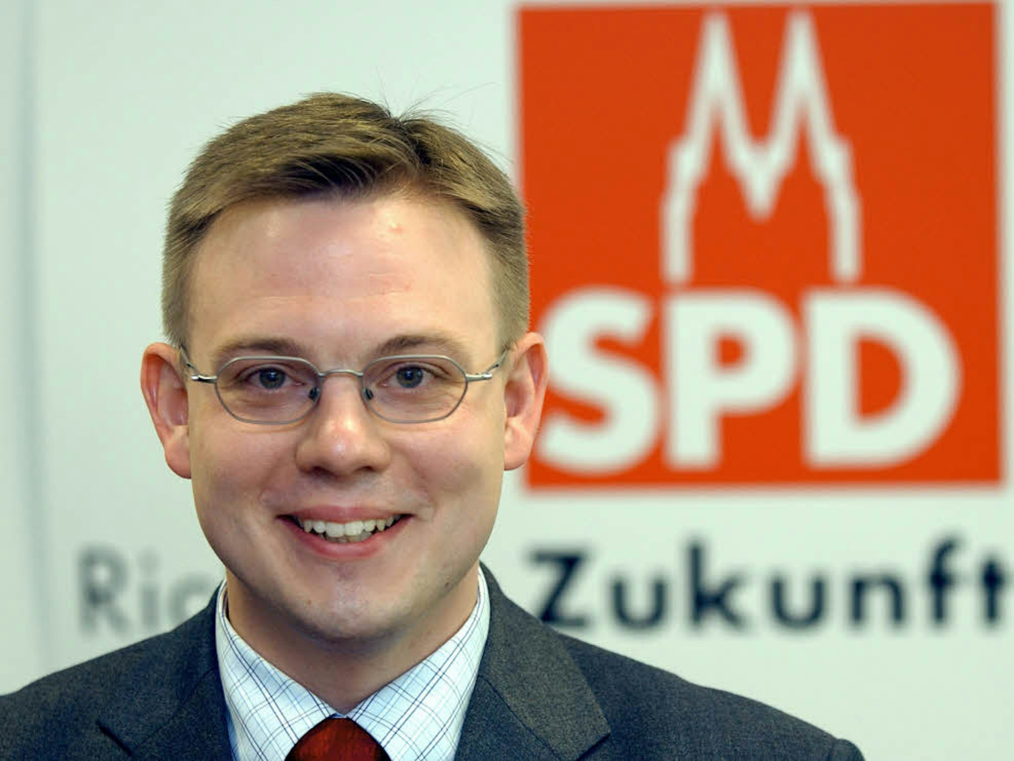 Zeitreise: Martin Börschel nach seiner Wahl zum SPD-Fraktionschef am 22. Mai 2002.