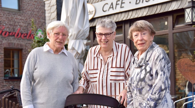 Setzen sich aktiv nicht nur für die Senioren im Stadtbezirk Chorweiler ein: Christel Tank, Sofia Rüßmann und Käthe Reiff (v.l.).