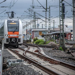 Bahn-RRX_RLE_leverkusen21062021ALF_3538