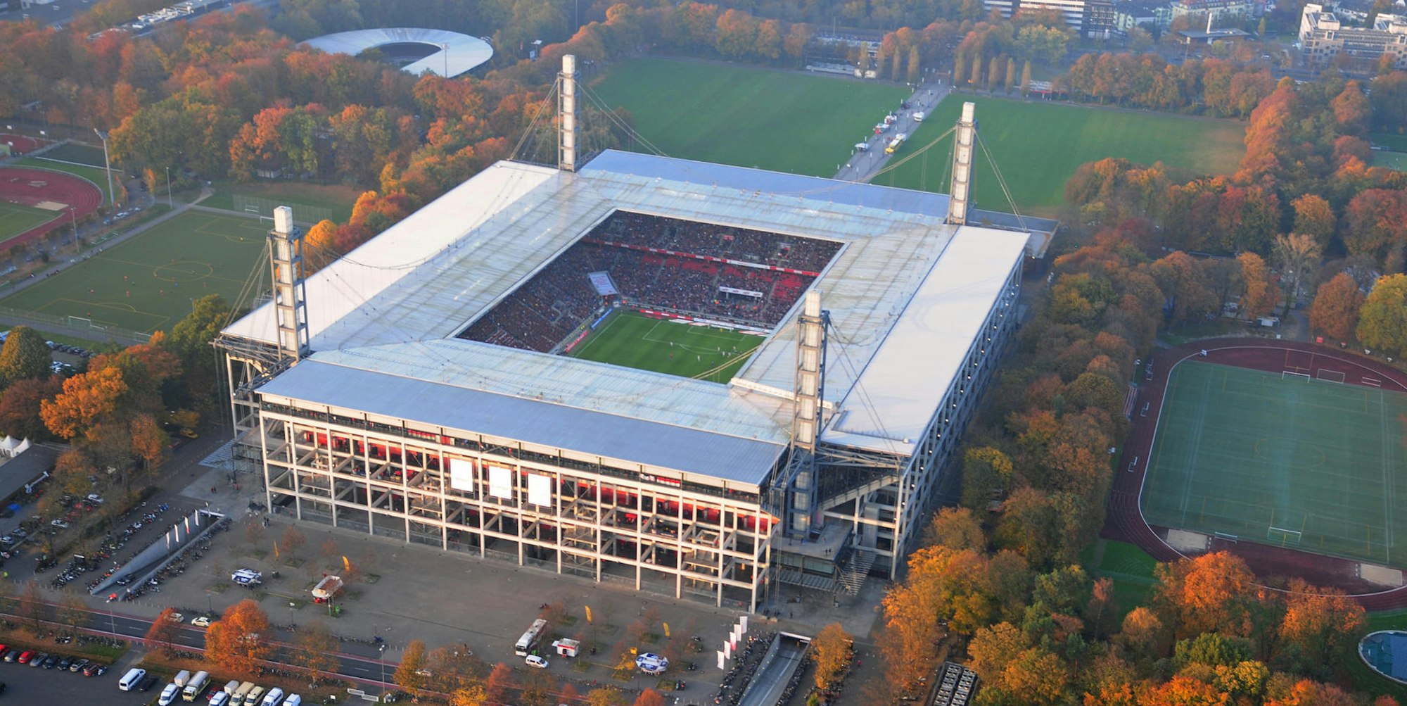 Rhein Energie Stadion-2