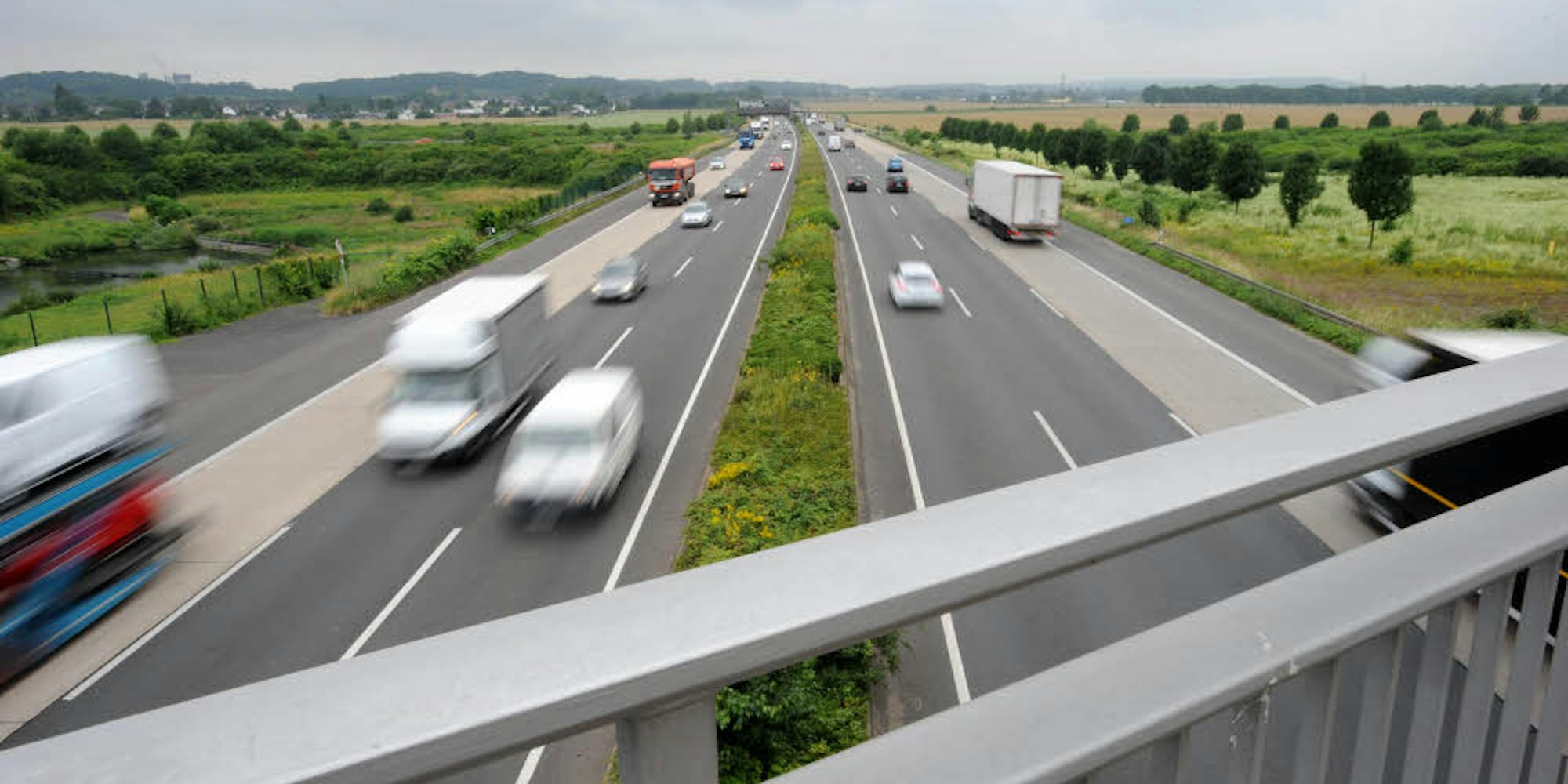 Bundesautobahn 4, A4, Frechen-Nord, Teilanschluss soll in einen Vollanschluss umgewandelt werden