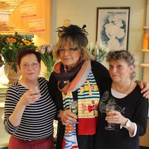 Das Verkäuferinnen-Team mit Renate Löhr, Sophie Ludewig und Trudi Zilken (v.l.).