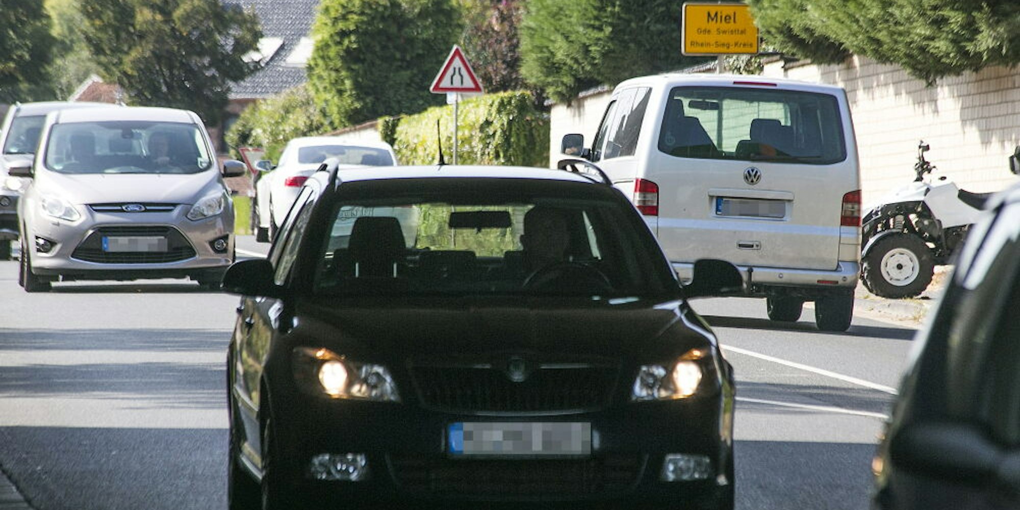 Rund 10.000 Fahrzeuge werden täglich auf der Bonner Straße in Miel gezählt.