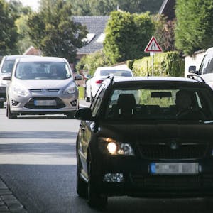 Rund 10.000 Fahrzeuge werden täglich auf der Bonner Straße in Miel gezählt.