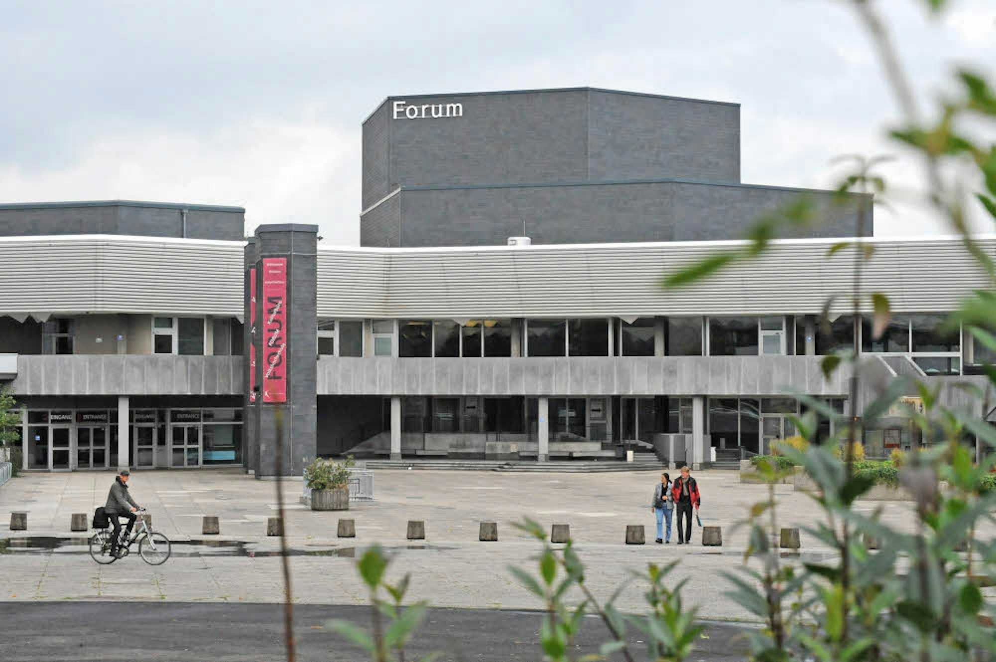 Der Ort für Kultur in Leverkusen wird zu einer Kölner Schule.
