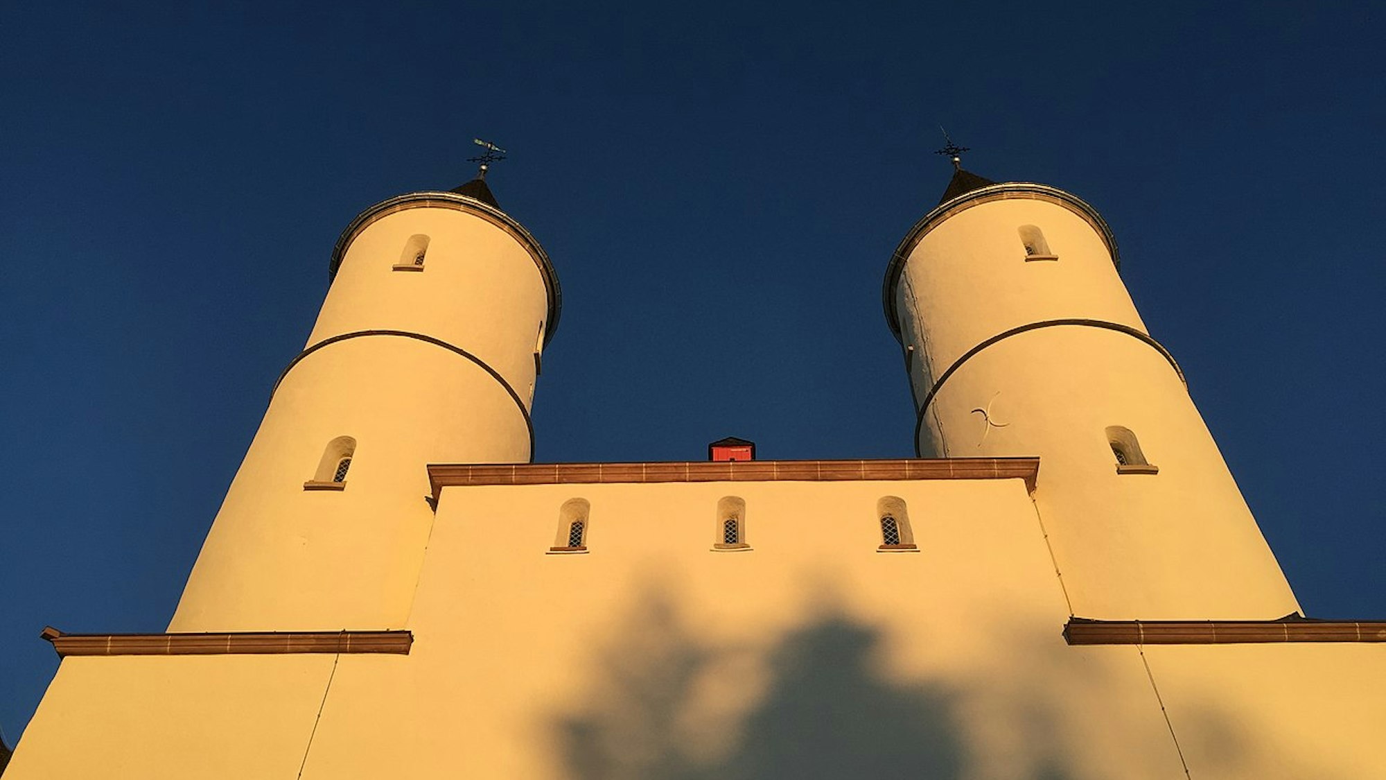 Kloster Steinfeld im Sonnenlicht