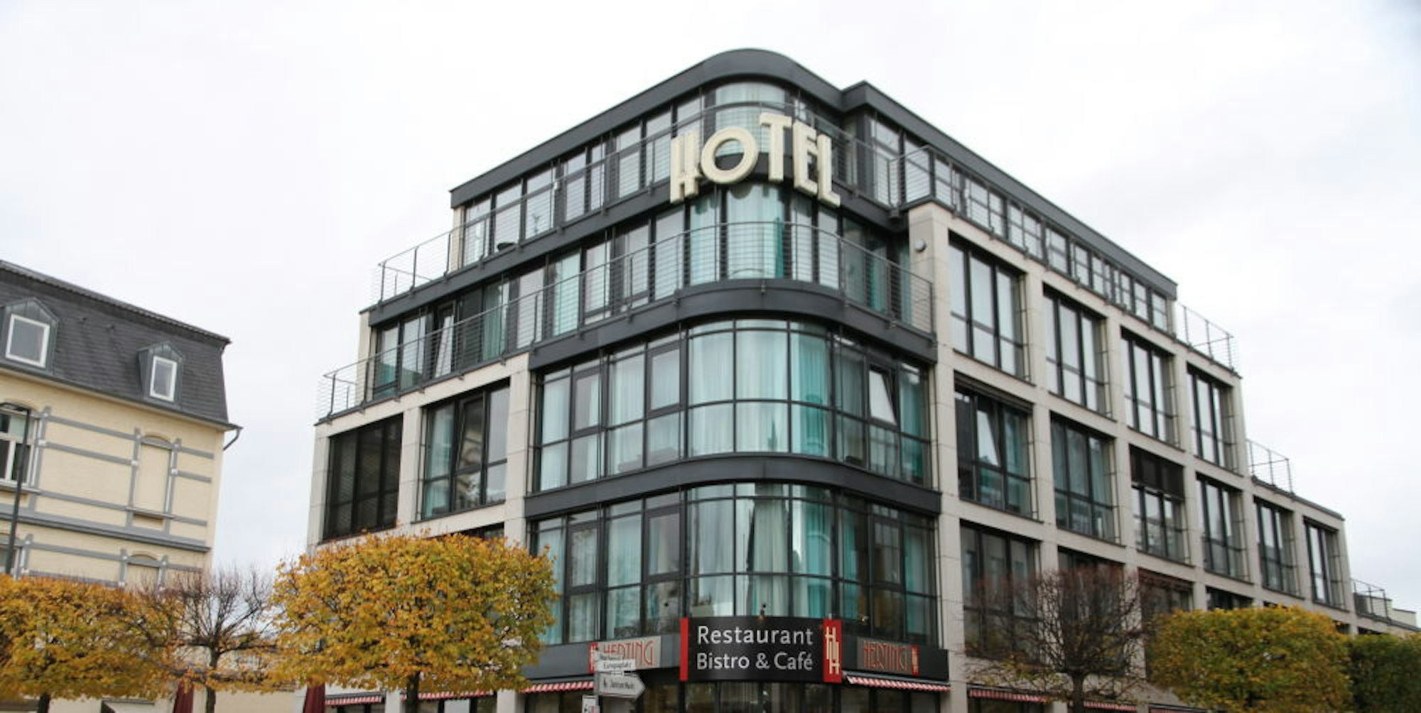 Start-up-Unternehmen „Koncept Hotels“ übernimmt das Hotel Herting in der Siegburger Innenstadt.