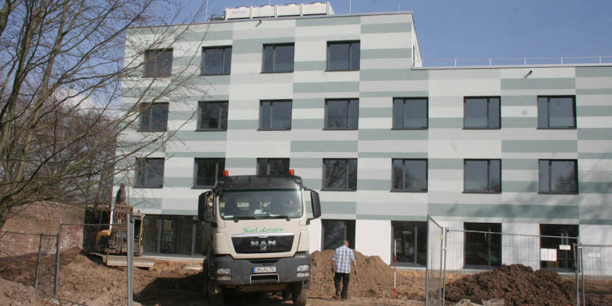 Nahezu fertig ist die 18 Millionen Euro teure psychiatrische Klinik in Bergheim. Das Haus soll im Mai in Betrieb gehen.