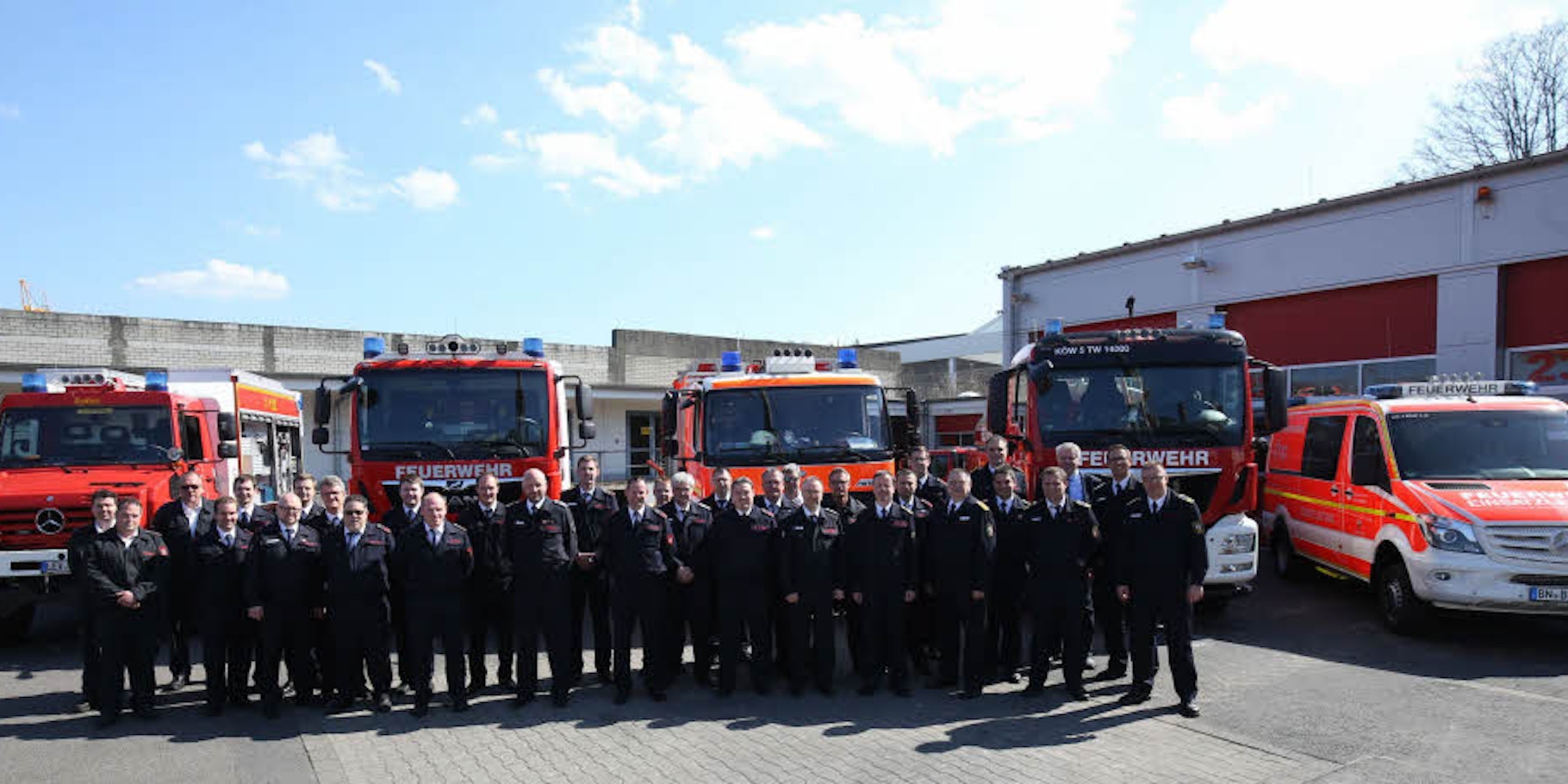 Eine schlagkräftige Einheit im Kampf gegen Waldbrände bilden die Feuerwehrleute aus Bonn, Königswinter und Leverkusen.