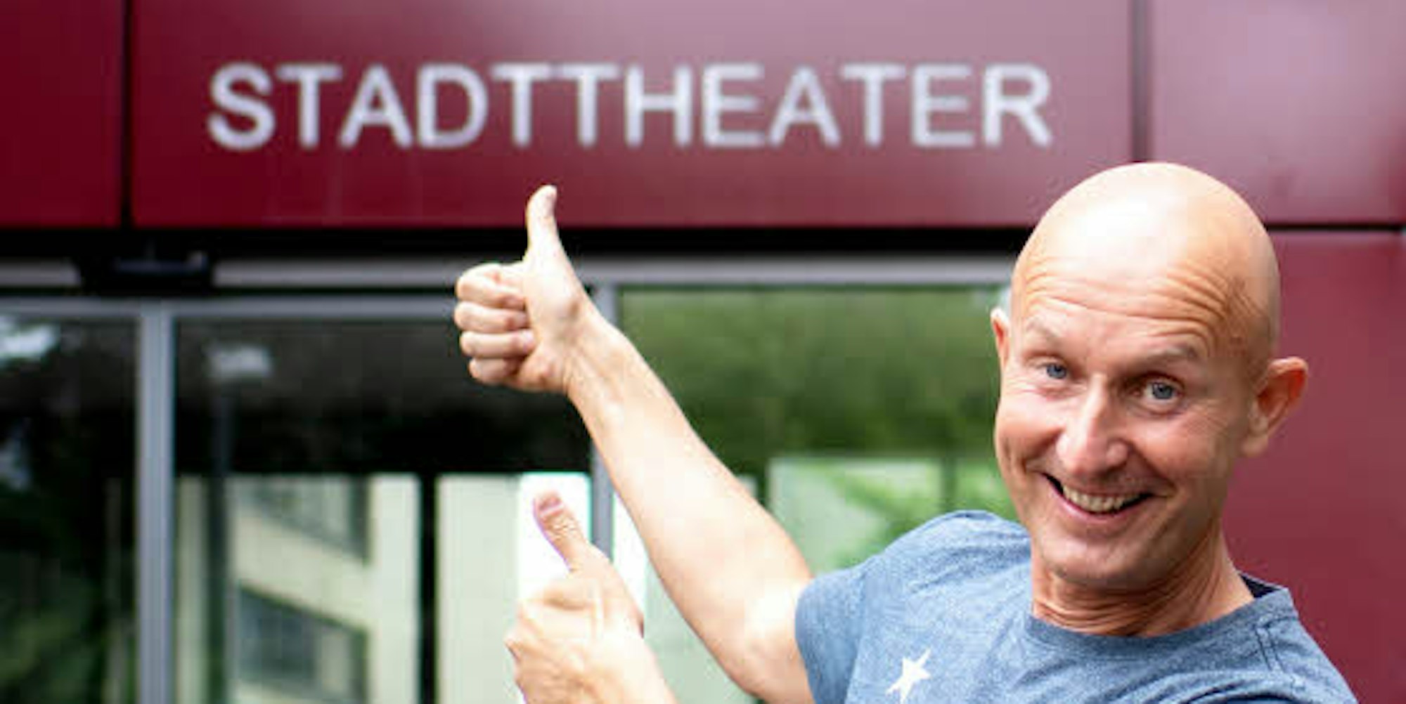 Bringt das Theater zurück in seine Heimatstadt: Holger Umbreit. Der Theaterproduzent wird mit vier Stücken Anfang 2020 im Stadttheater gastieren.