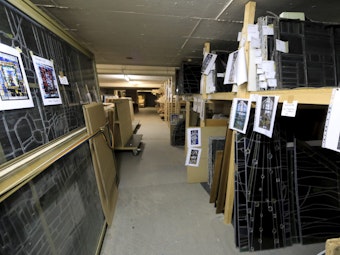 650 Glasfenster werden in dem Depot der Forschungsstelle aufbewahrt.