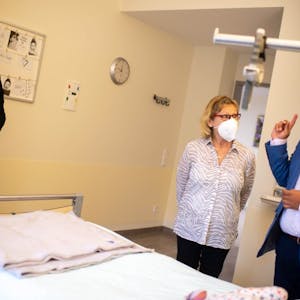 Zehn Hospiz-Zimmer gibt es übergangsweise im Marien-Hospital. Die ersten beiden sind bereits bezogen.