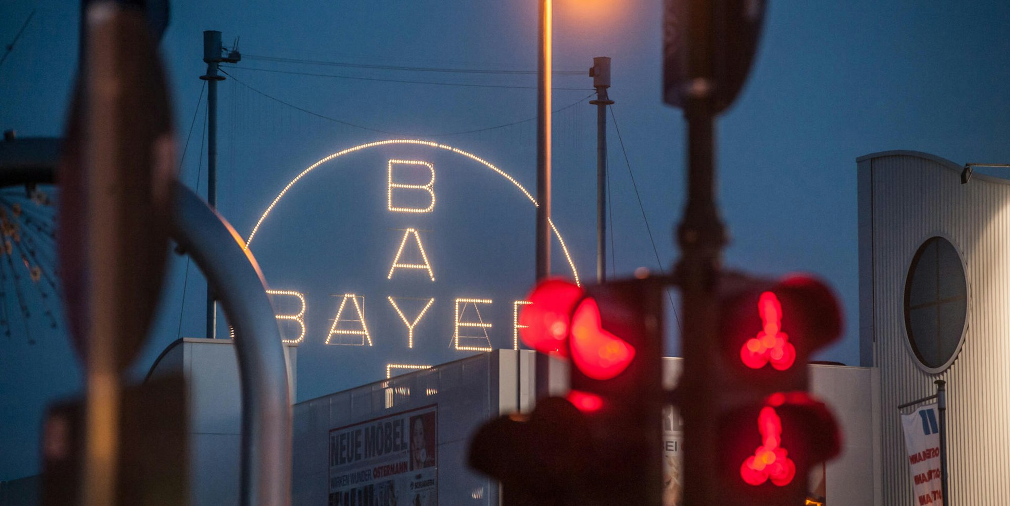 Bayer-Kreuz Rote Ampel