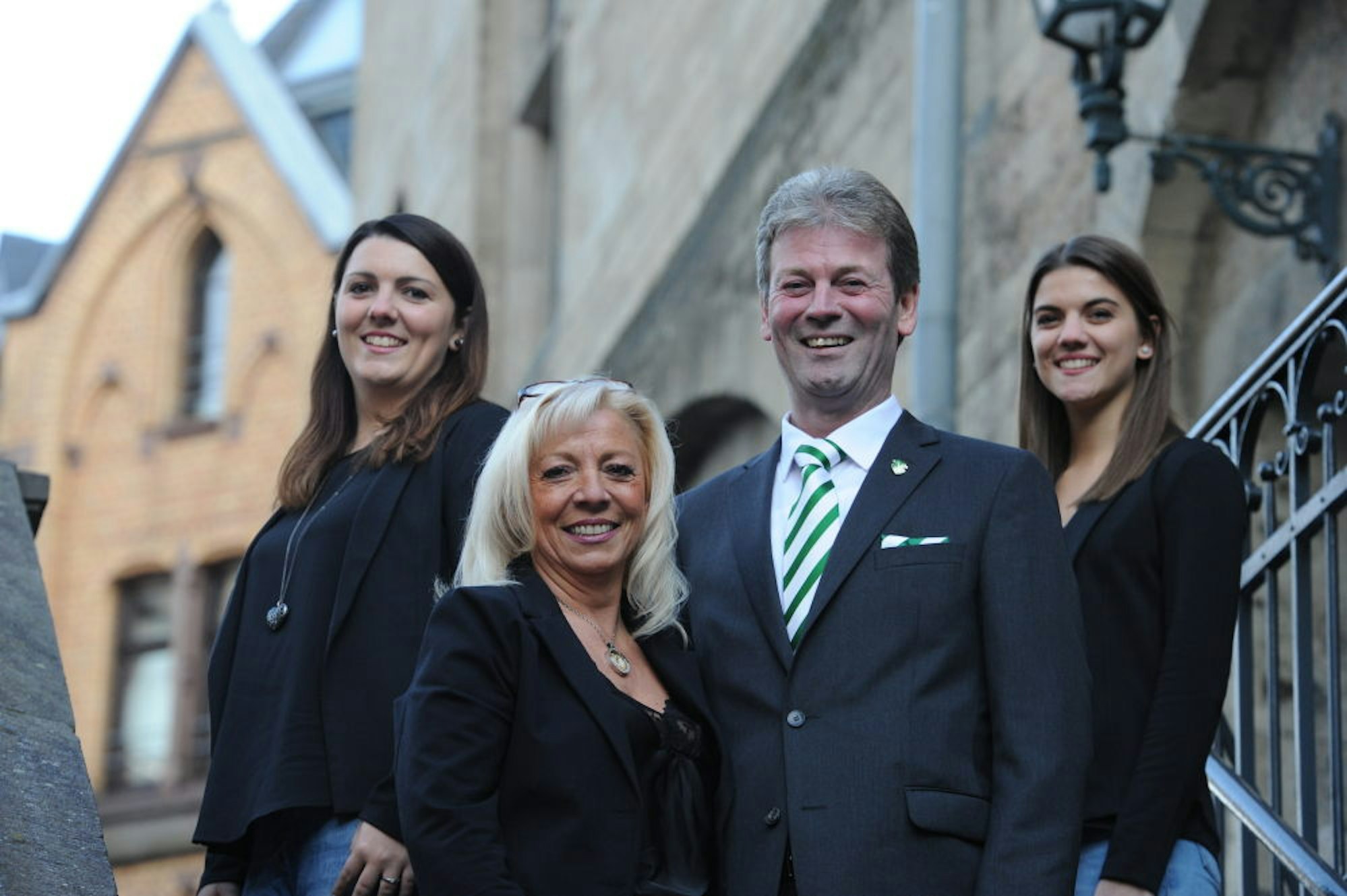 Ralf Schumacher mit Ehefrau Elke und den Töchtern Denise und Michelle (r.)