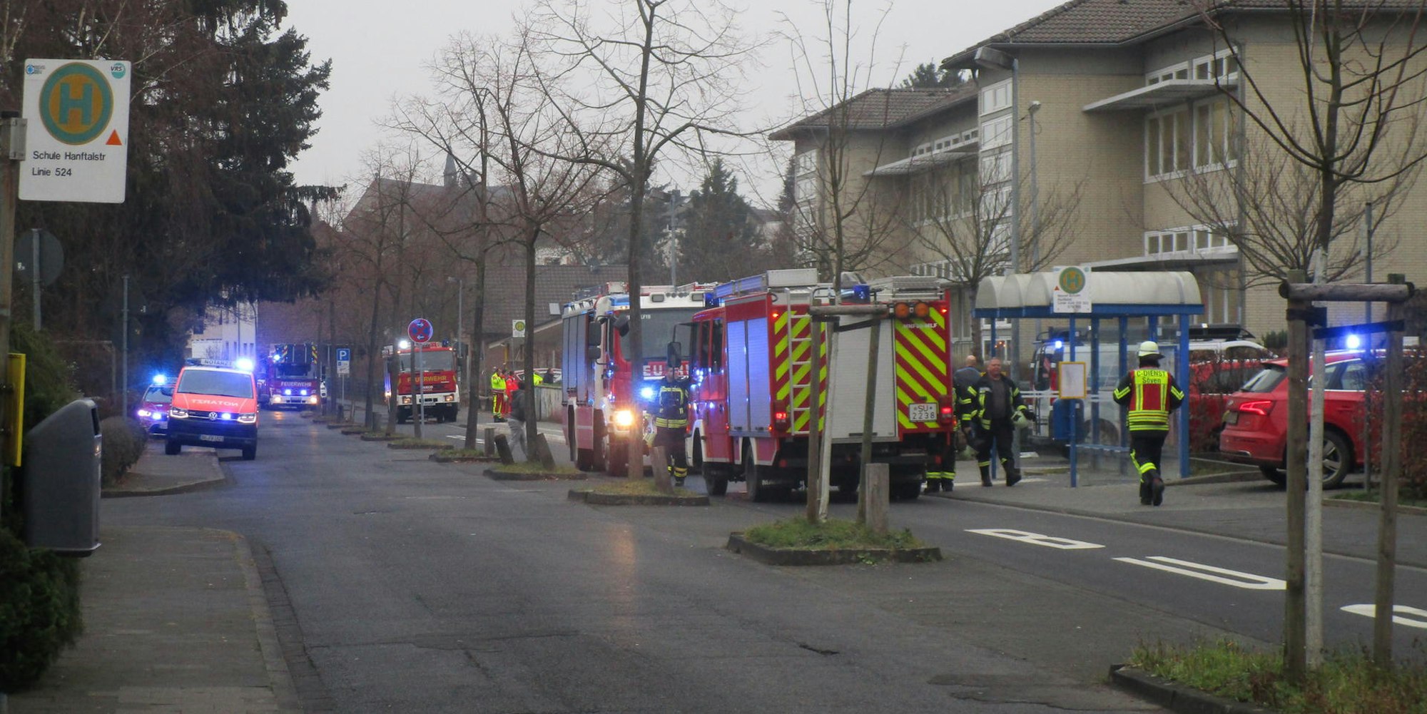 Großalarm in der Geisbach: Ein brennender Wasserkocher hatte die Feuerwehr auf den Plan gerufen.