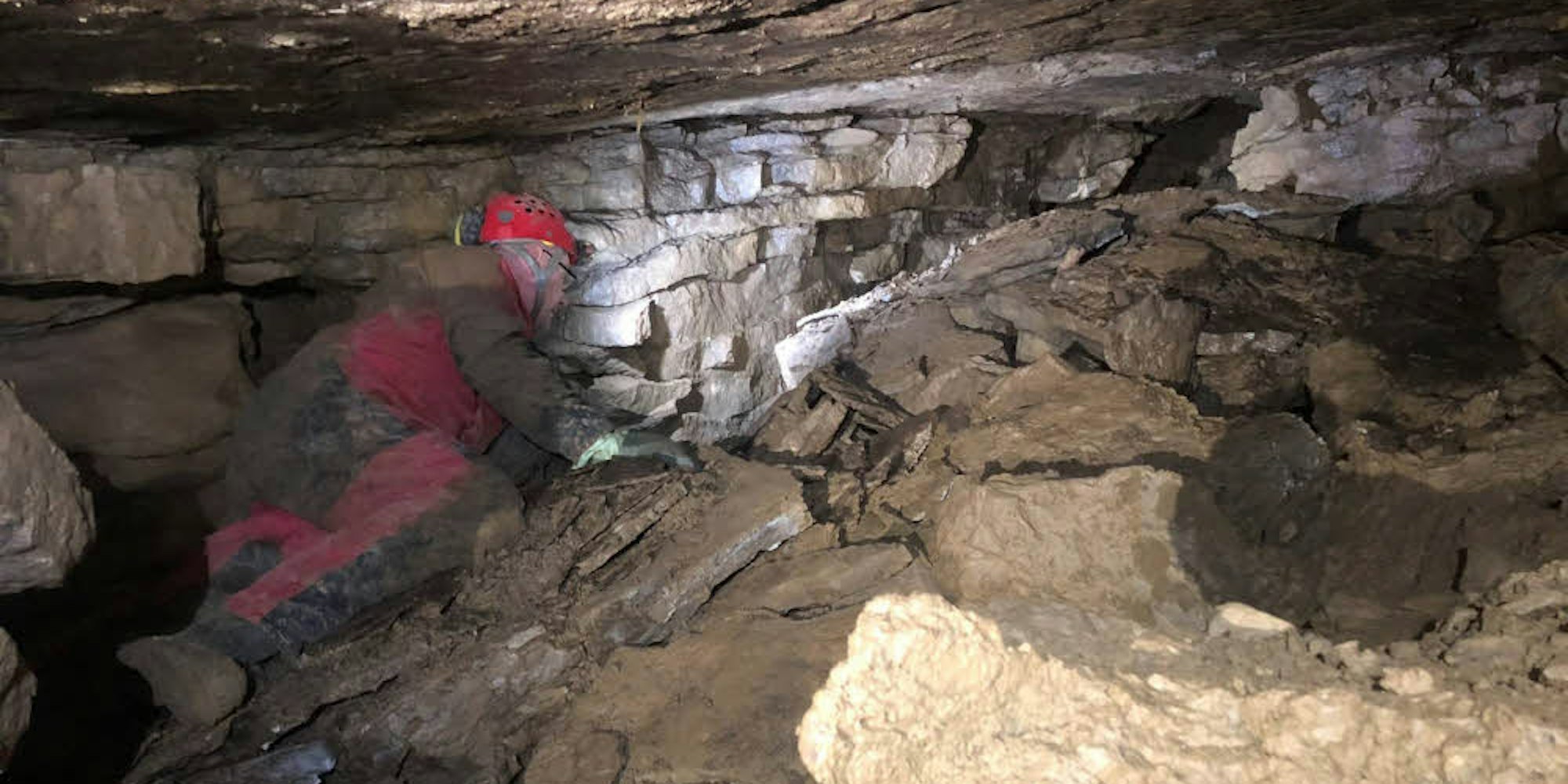 Eine Strecke von einem Kilometer Länge konnten die Höhlenforscher in Ründeroth mühelos erkunden.