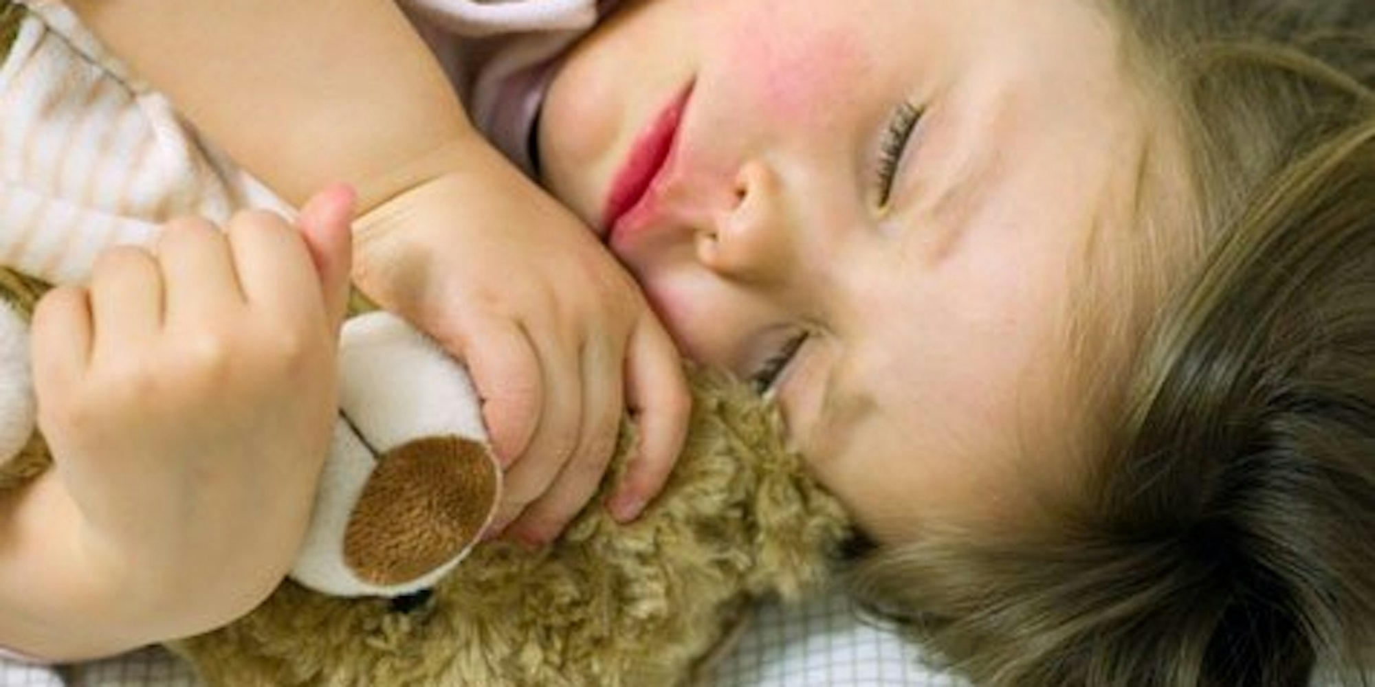 Gerade Kinder benötigen ausreichend Schlaf.