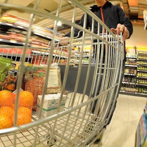 Rund um den Einkauf im Supermarkt kursieren eine Reihe von Rechtsirrtümern.