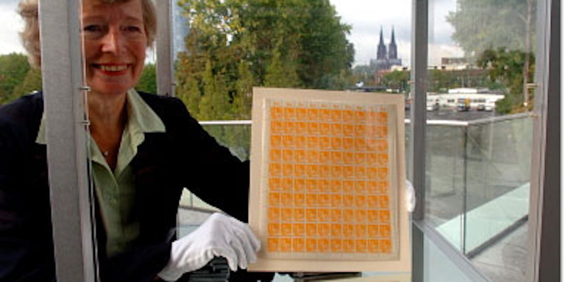 So sieht er aus, der für eine Million Euro versicherte Briefmarkenbogen mit dem gelben Dom.