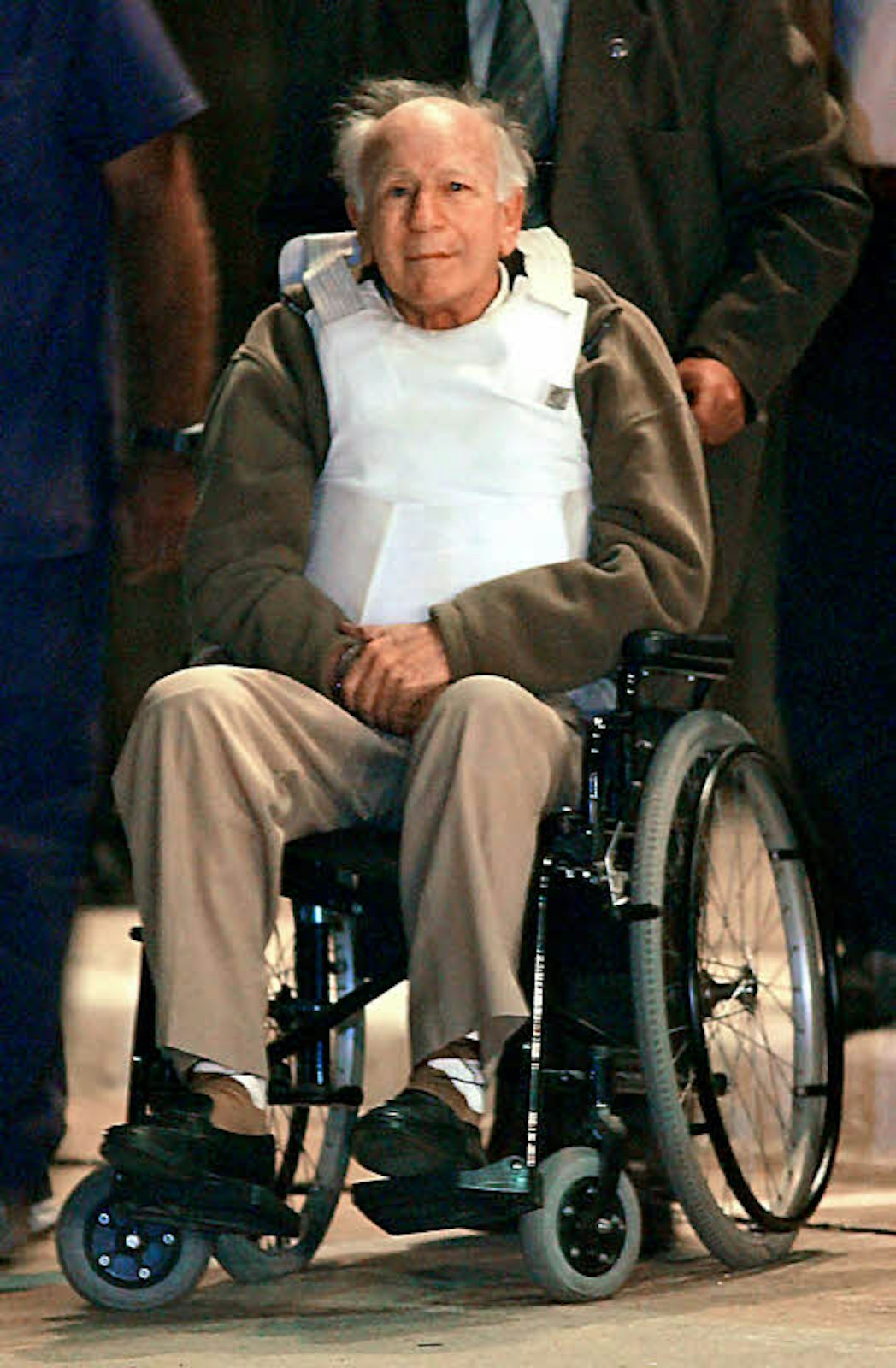 Der Sektenführer Paul Schäfer nach seiner Festnahme in Argentinien 2006