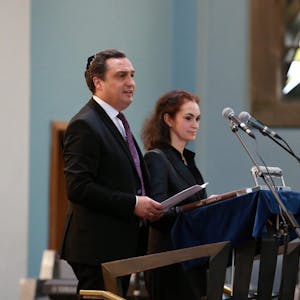 Bettina Levy und Felix Schotland vom Vorstand der Synagogen-Gemeinde