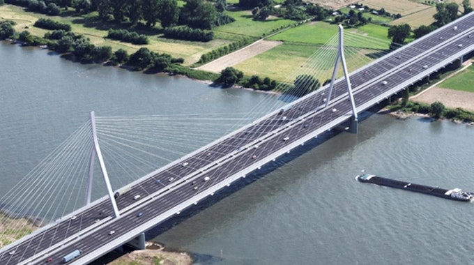 Bleibt noch länger nur eine Vision: die neue Leverkusener Rheinbrücke. Im September 2023 soll das erste Teilstück für den Verkehr freigegeben werden.