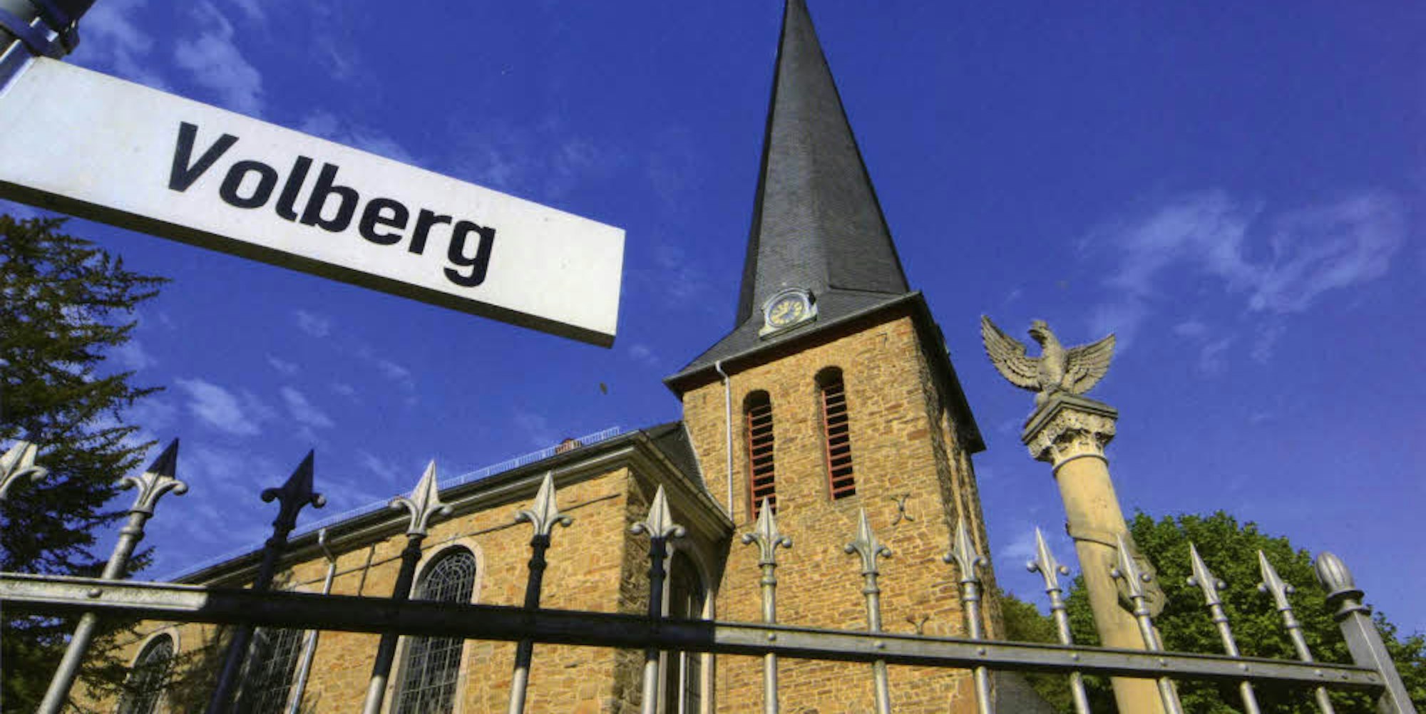 Rund um die Kirche Volberg soll zukünftig der Denkmalschutz gelten.
