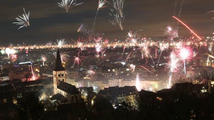 Das private Silvesterfeuerwerk in Siegburg soll nach den Vorstellungen von Bürgermeister Franz Huhn schon bald der Vergangenheit angehören.