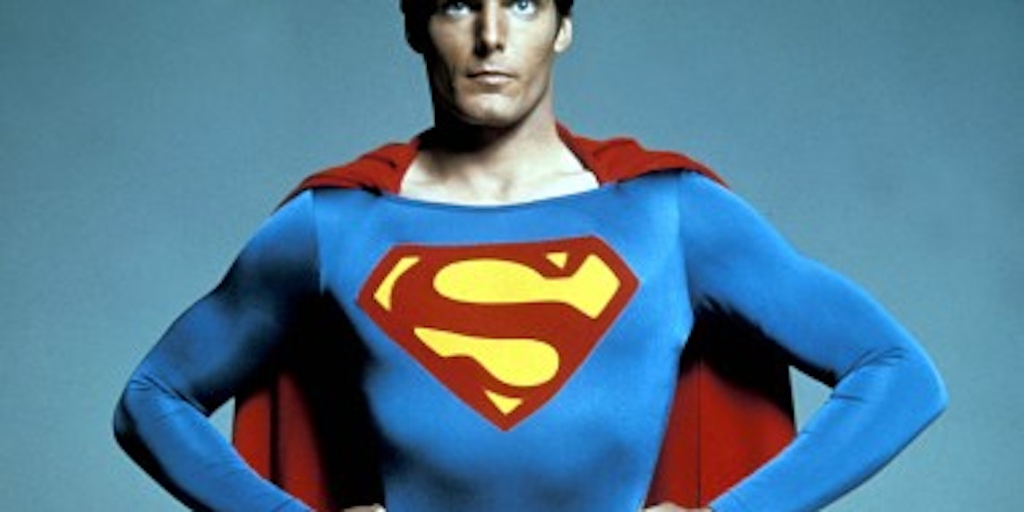 Junge Deutsche bewundern Superman. (BILD: AV)