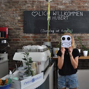 Kyria Möbius im Café Hubert_flo (2)