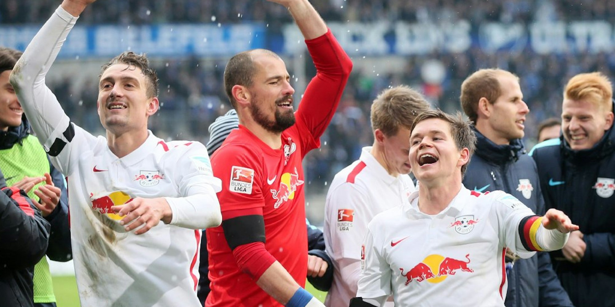 RB Leipzig jubelt bei Arminia Bielefeld über den fünften Auswärtssieg.
