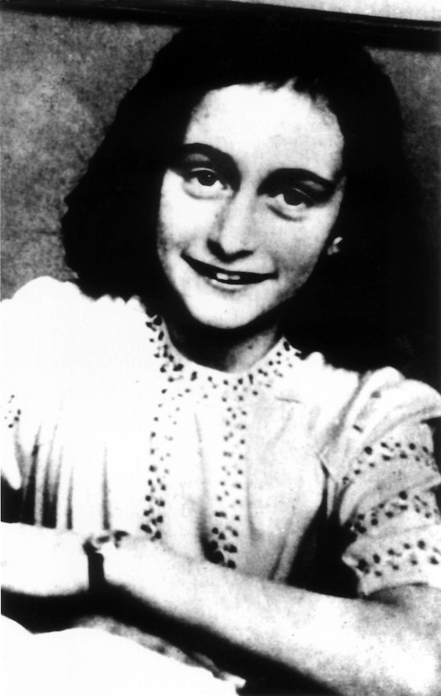 POLI Anne Frank_15112020