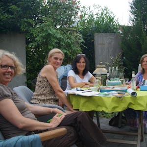 Einige Mitglieder der Ortsgruppe Parents for Future Brühl bei einem Gruppentreffen.