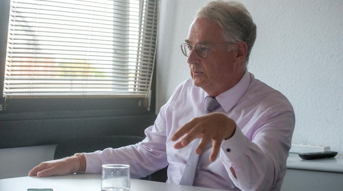 Roland Hartwig ist Bundestagsabgeordneter der AfD und kennt Leverkusen aus seiner Zeit bei Bayer.
